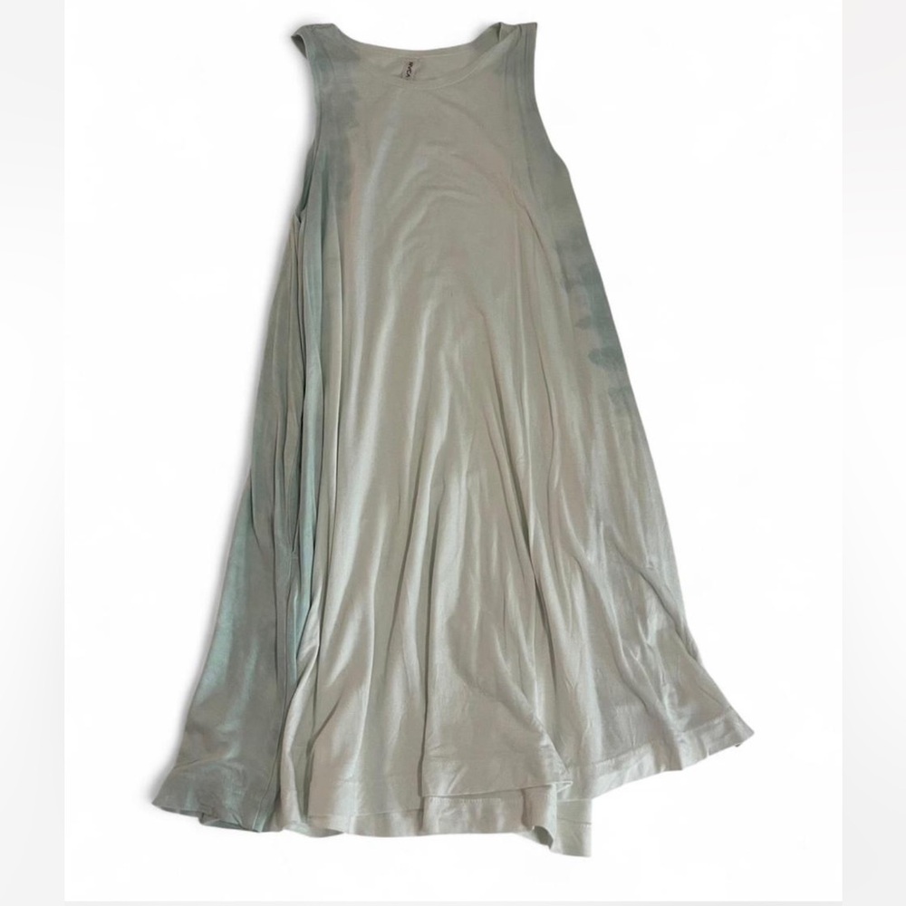 RVCA White Sleeveless Top